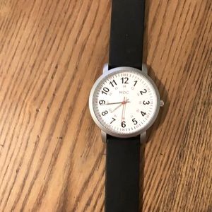 🛍 MDC nurses watch